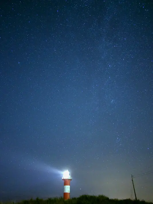 札幌近郊の厚田と石狩灯台で満天の星空を！天の川も見たいな。 - おさ