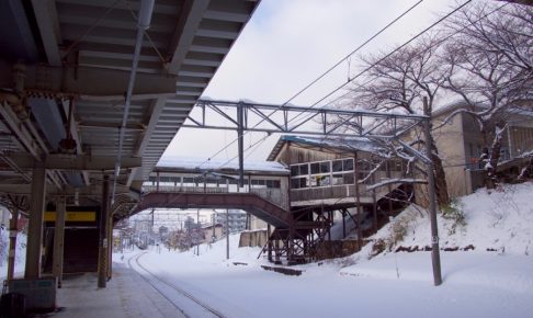 冬の南小樽駅