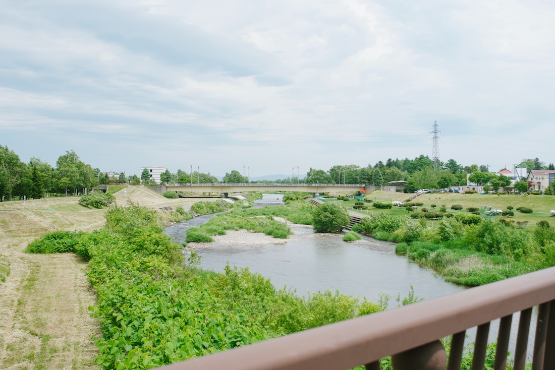 恵庭の漁川と黄金橋