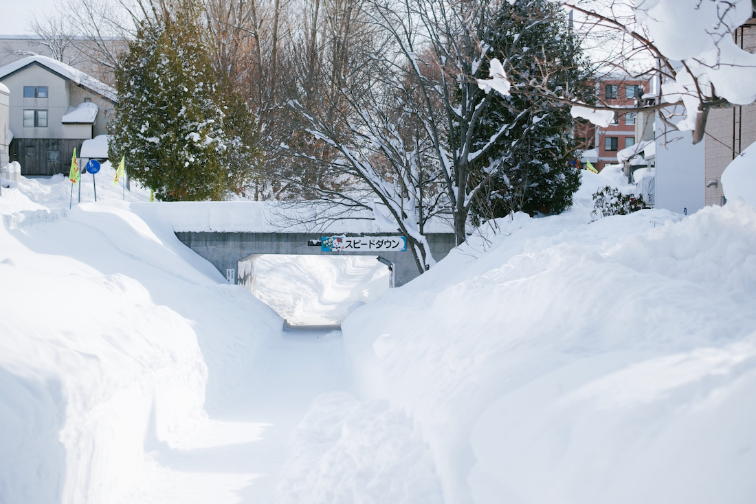 こころーどの冬トンネル