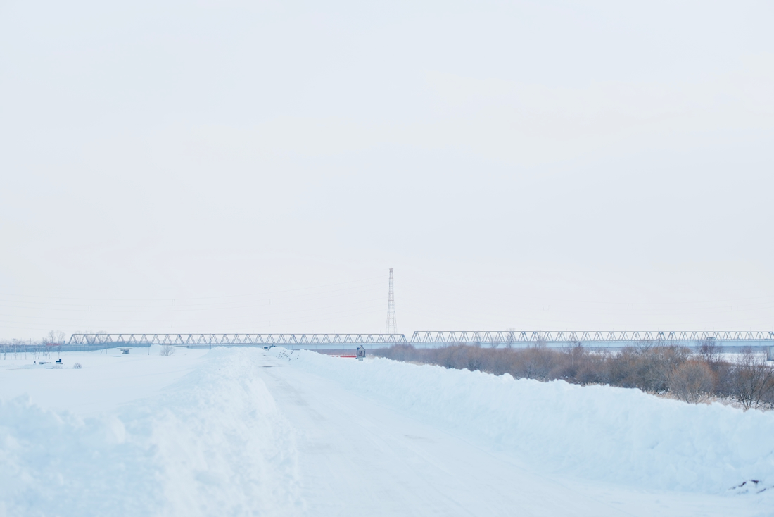 ビトヱの堤防から見える石狩川橋梁