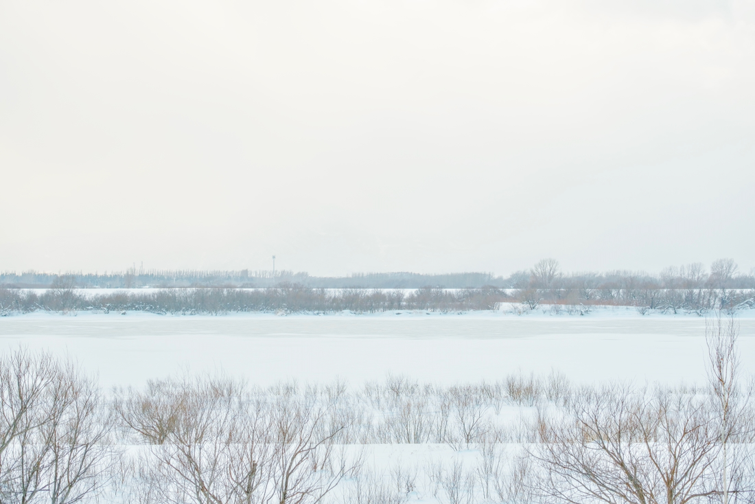 冬景色の石狩川