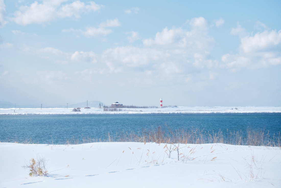 石狩川河口、対岸の石狩灯台
